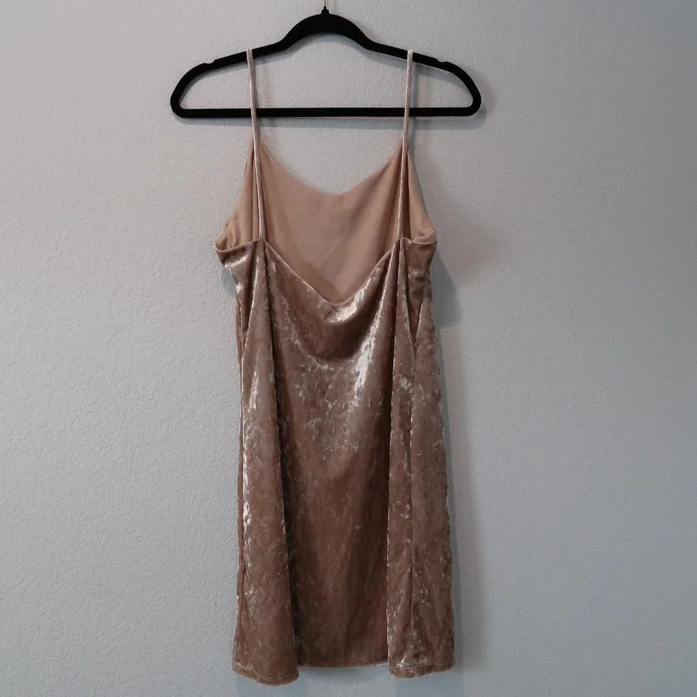 Love J Mini Dress Womens Crushed Velvet Champaign Sleeveless Spaghetti Straps L - Picture 7 of 15